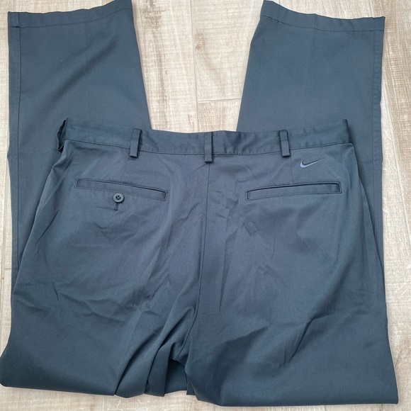Nike Golf Mens Sz 34X32 Gray Pants Flat Front - Picture 2 of 4